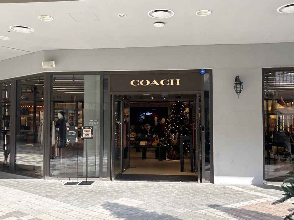 蔻驰 乐天高级奥特莱斯 东釜山店