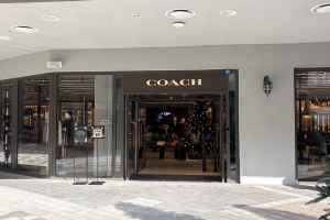 Coach - Lotte Premium Outlets Dongbusan Branch [Tax Refund Shop](코치 롯데프리미엄아울렛 동부산점)