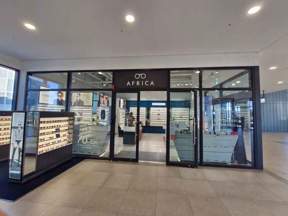 Africa眼镜 现代Premium奥特莱斯 金浦店