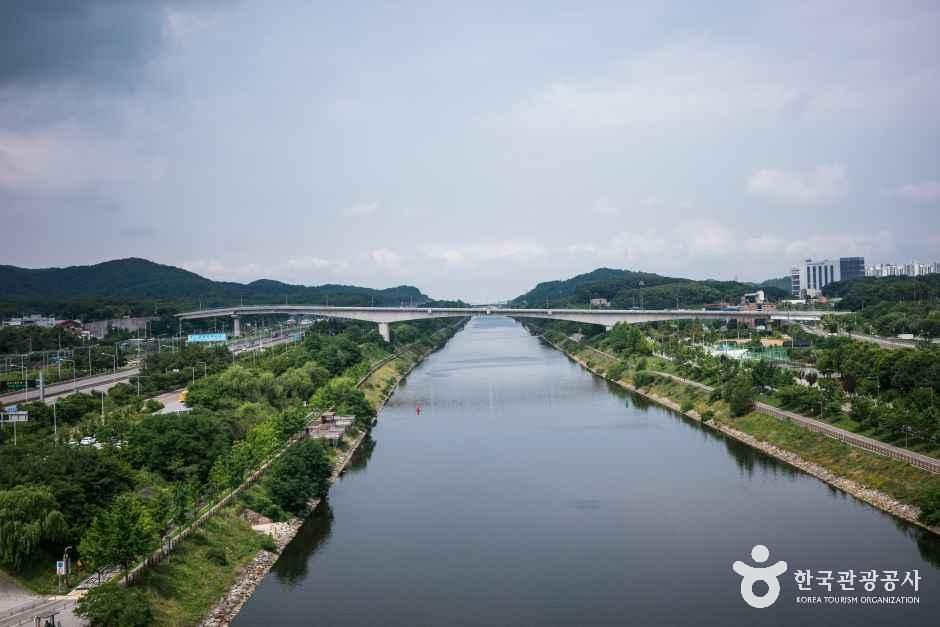 인천_계양_경인아라뱃길귤현나루_외부_4.jpg