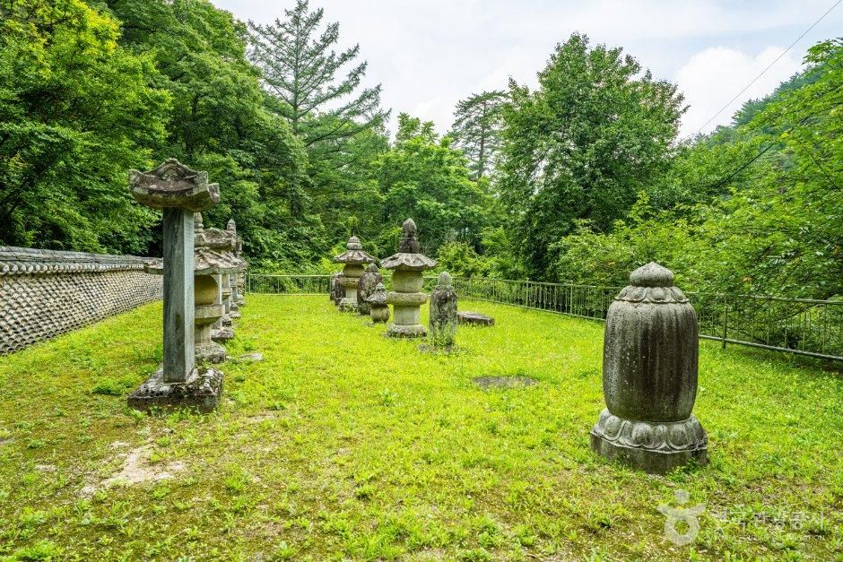 明珠寺浮屠群