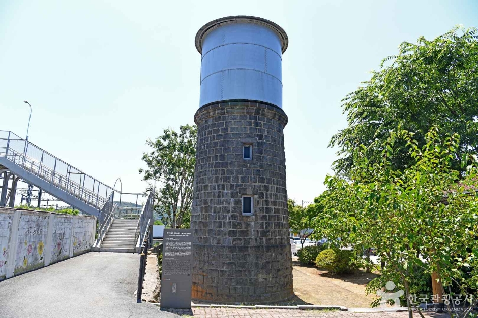 论山连山站水塔