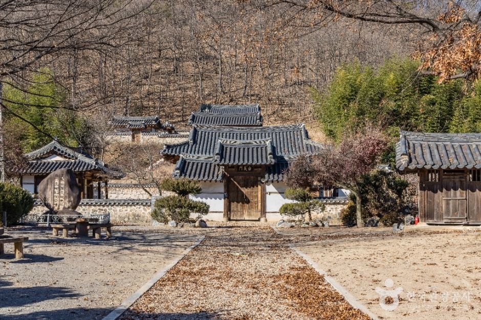 徳陽書院(義城)