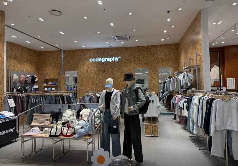 [事後免税店] Codegraphy（コードグラフィー）・ロッテプレミアムアウトレットパジュ（坡州）店(코드그라피 롯데프리미엄아울렛 파주점)