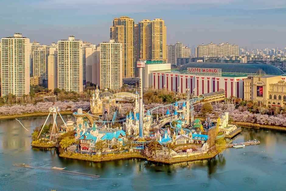 Lotte World