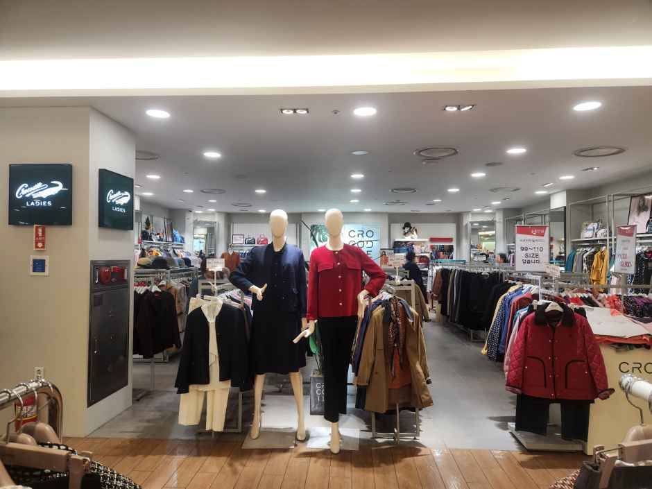 크로커다일레이디 마리오아울렛 1관점