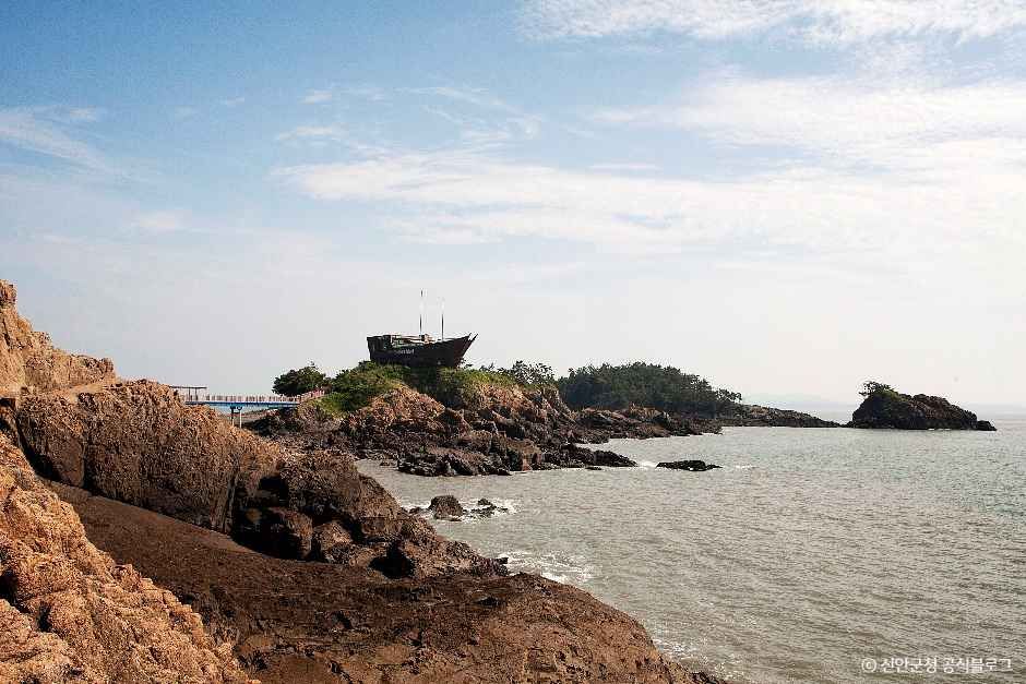 신안_[증도 모실길 4코스] 노을이 아름다운 사색의 길 (2).jpg