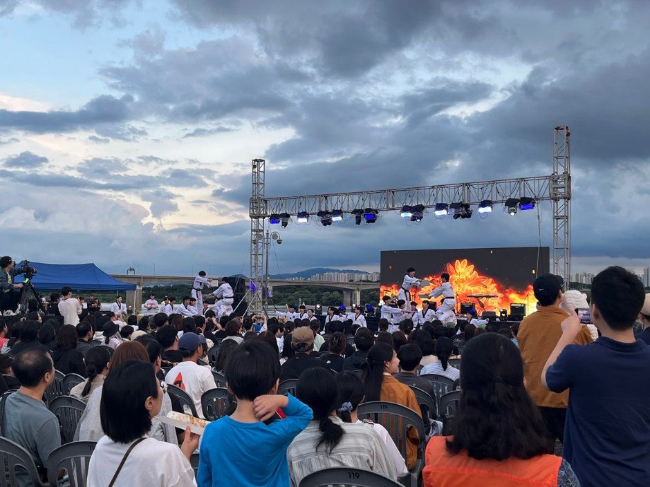 青年祭り ユプルペ