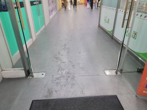 광주여성영화제_출입로