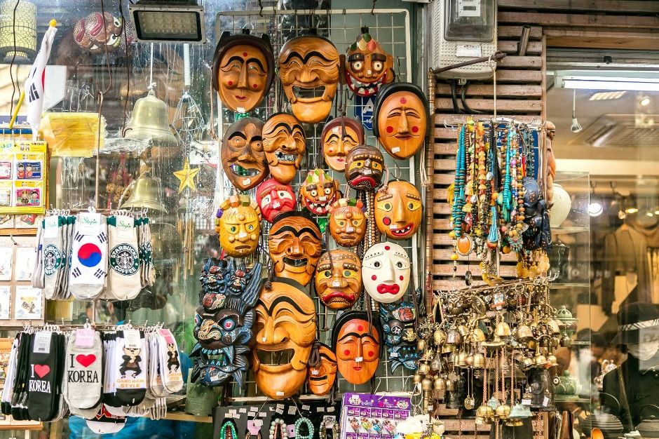  Korean Traditional Souvenirs ⓒSeoul Tourism Archive