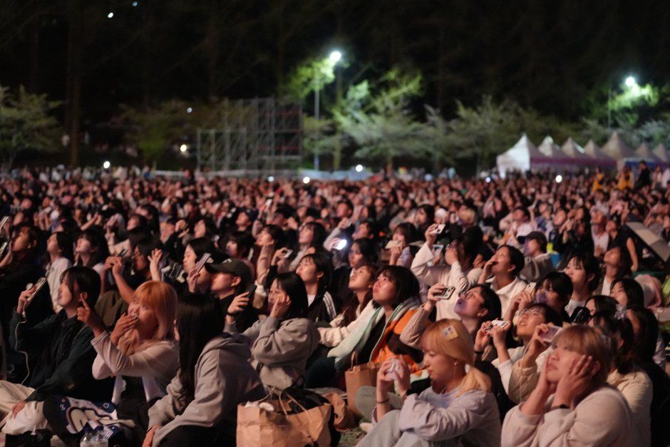Daedeok Daecheongho Wave Festival