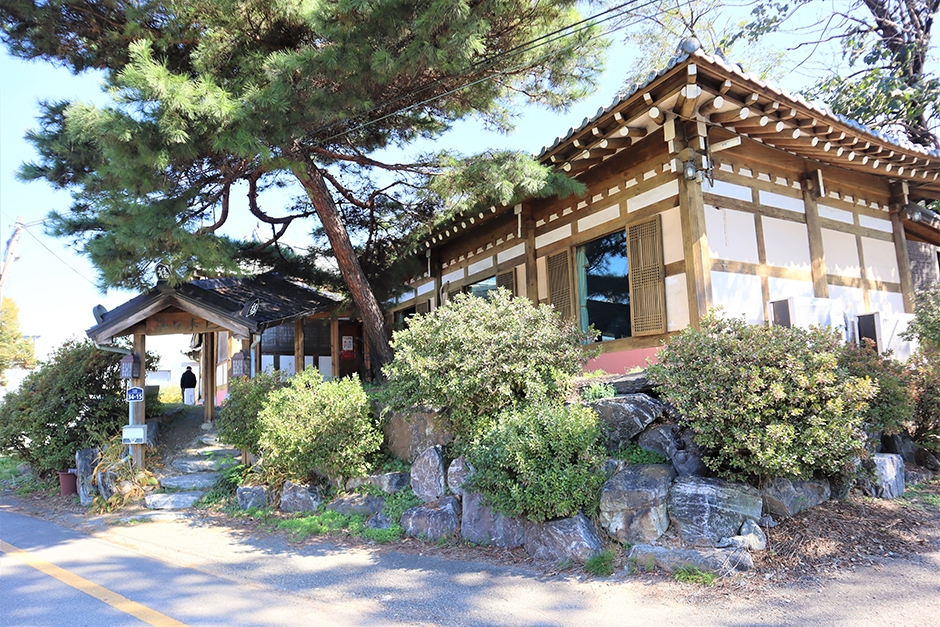 コモク山荘