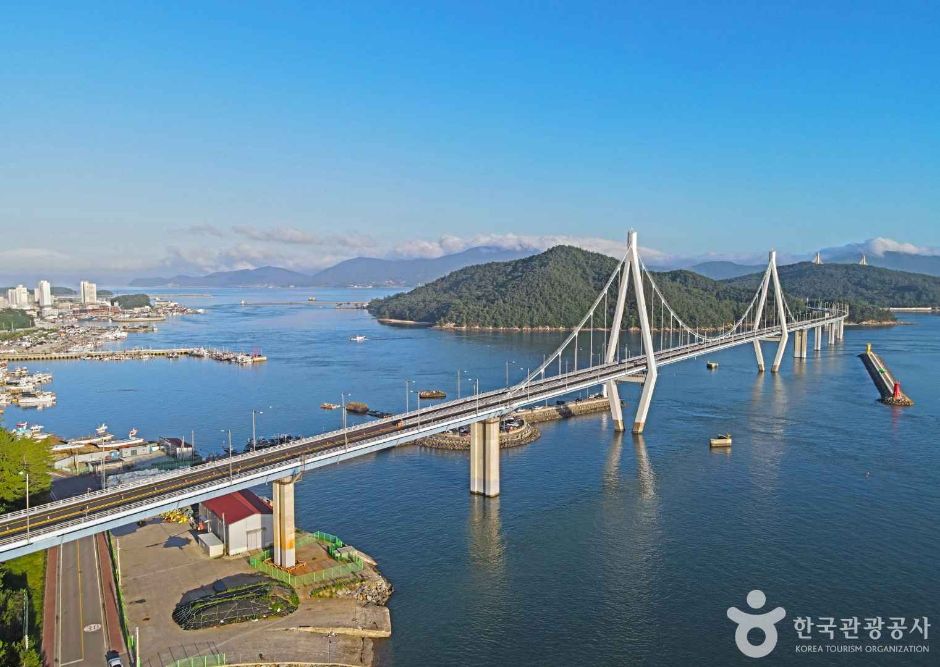 Sorok Bridge
