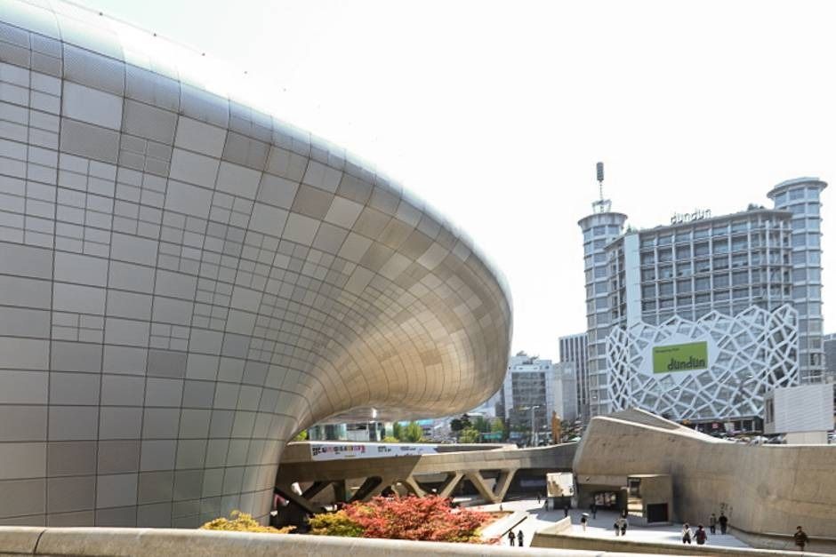 Dongdaemun Design Plaza (DDP)
