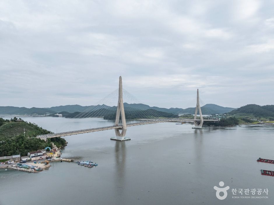 Samdo Bridge