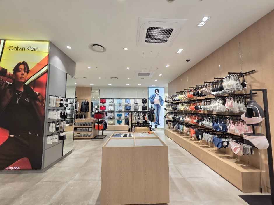 カルバン・クライン アンダーウェア ロッテプレミアムアウトレット 坡州店