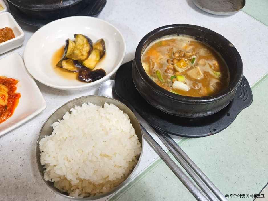 합천_솔밭쉼터식당 (4).jpg