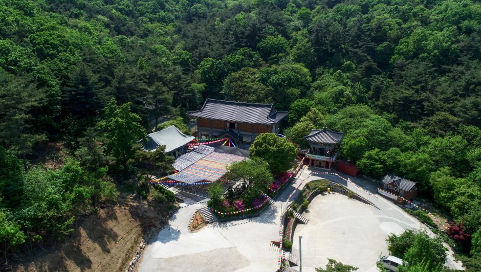 Yunjeongsa Temple