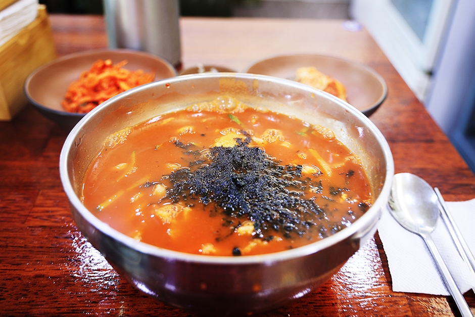 スジェビ家