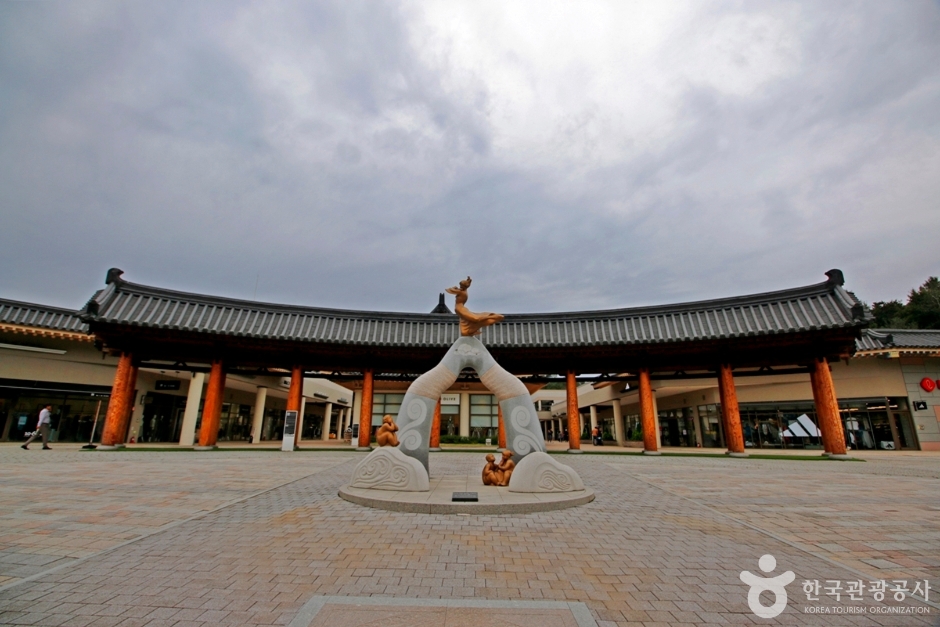 ANEW GOLF - LOTTE Outletss Buyeo Branch [Tax Refund Shop]