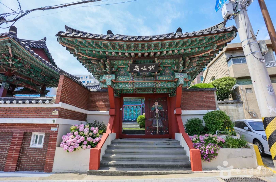 Myosimsa Temple (Busan)