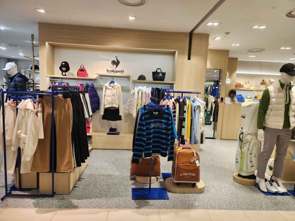 Le Coq Sportif Lotte Department Store Yeongdeungpo Branch