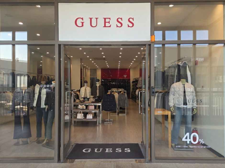 Guess - Lotte Outlets Buyeo Branch [Tax Refund Shop](게스 롯데아울렛 부여점)