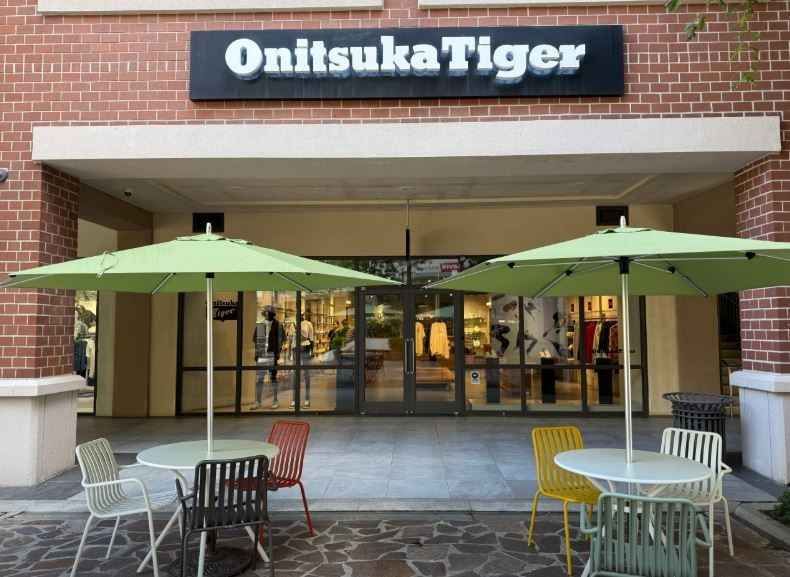 [事後免税店] Onitsuka Tiger（オニツカタイガー）・新世界サイモンプレミアムアウトレットパジュ（坡州）店(오니츠카타이거 신세계사이먼프리미엄아울렛 파주점)