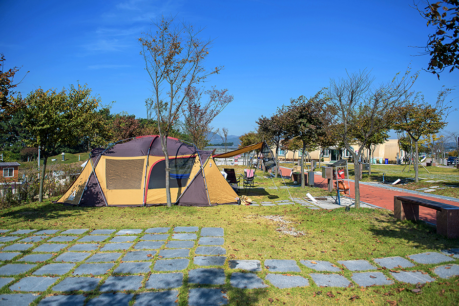 チュルポ湾干潟生態公園キャンプ場
