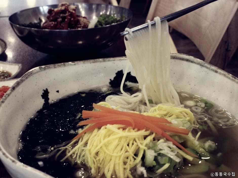 トンドン麺屋