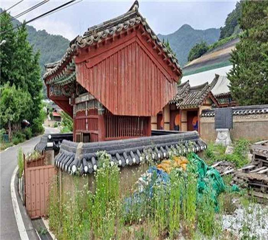 瑞雲齋