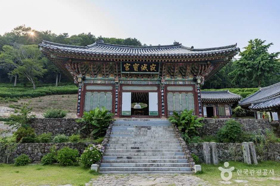 多率寺（庆南）