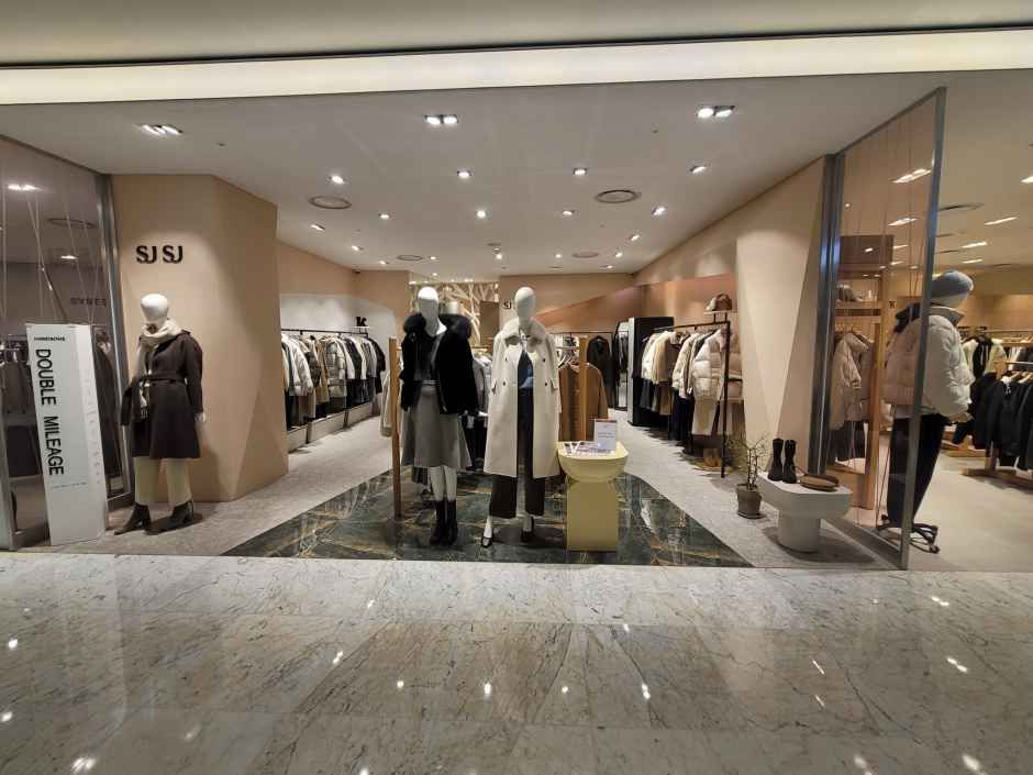 SJSJ - Hyundai Department Store Trade Center Branch [Tax Refund Shop](SJSJ 현대백화점 무역센터점)