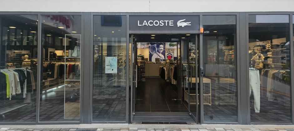 Lacoste Lotte Premium Outlets East Busan Branch