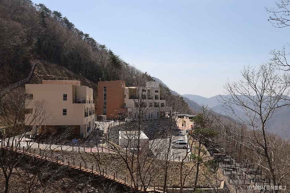 밀양 도래재 자연휴양림