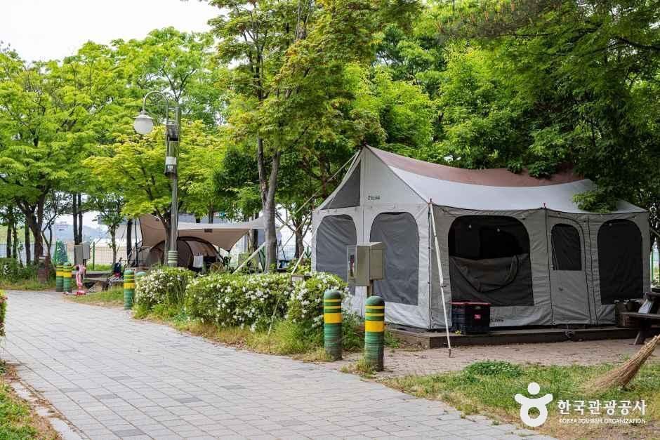문암생태공원캠핑장