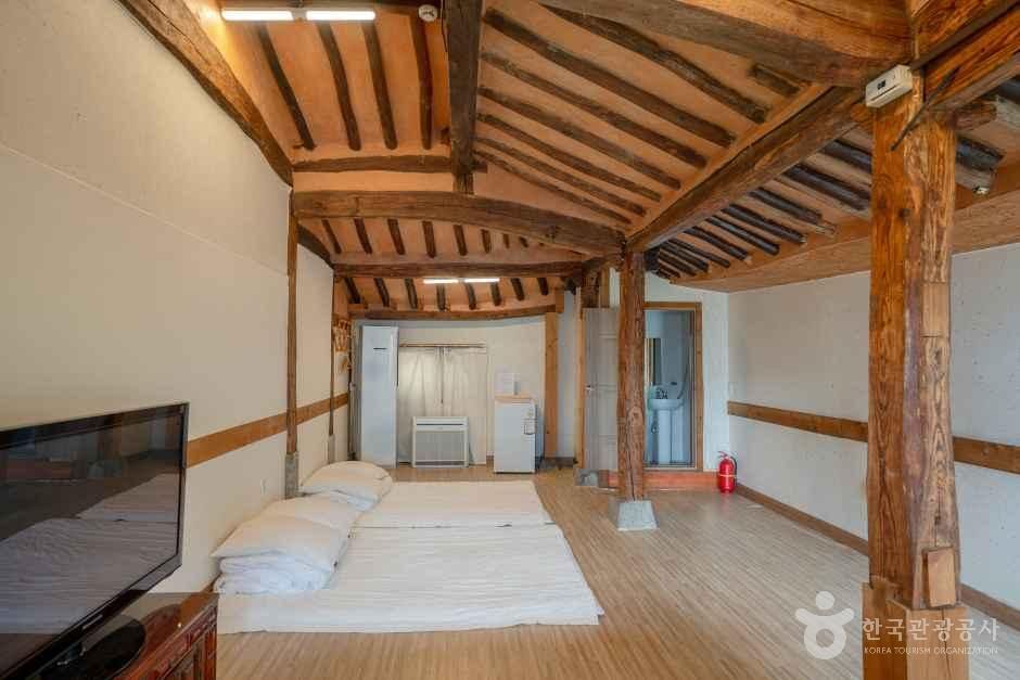 전주 한옥마을 백년한옥