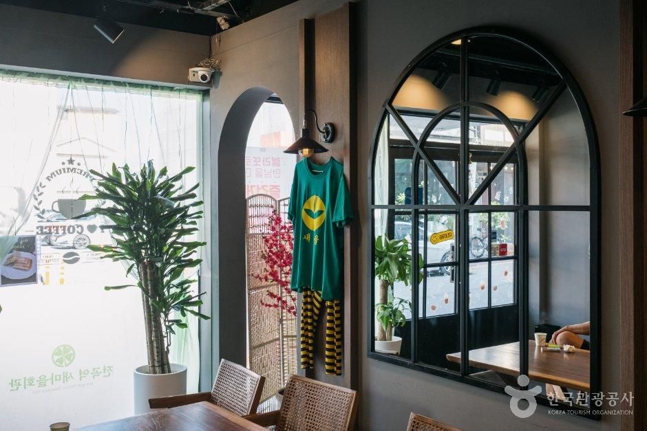 전곡역 새마을회관