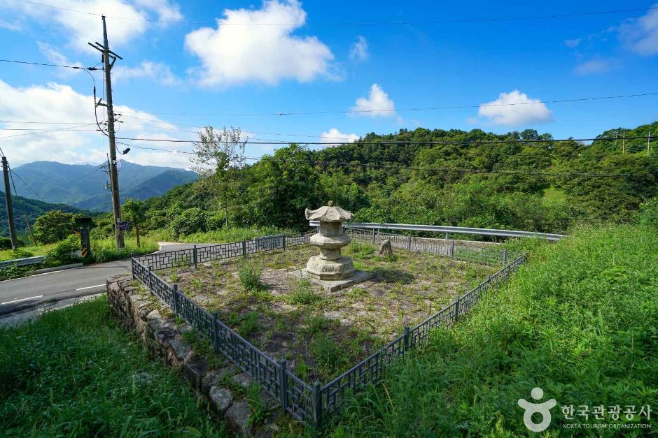 居昌甘岳寺址僧塔