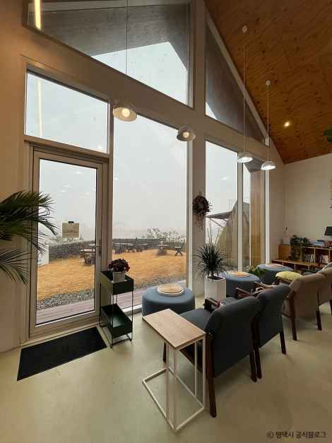 평택_아르카북스 책방 (4).jpg