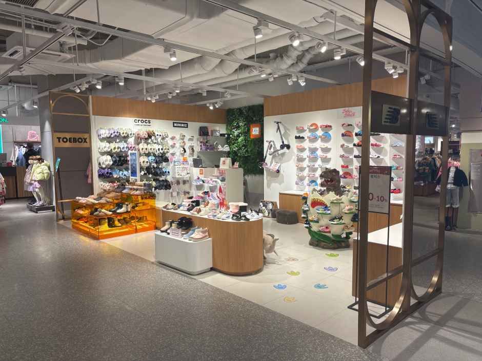 Tobox Lotte Premium Outlets East Busan Branch