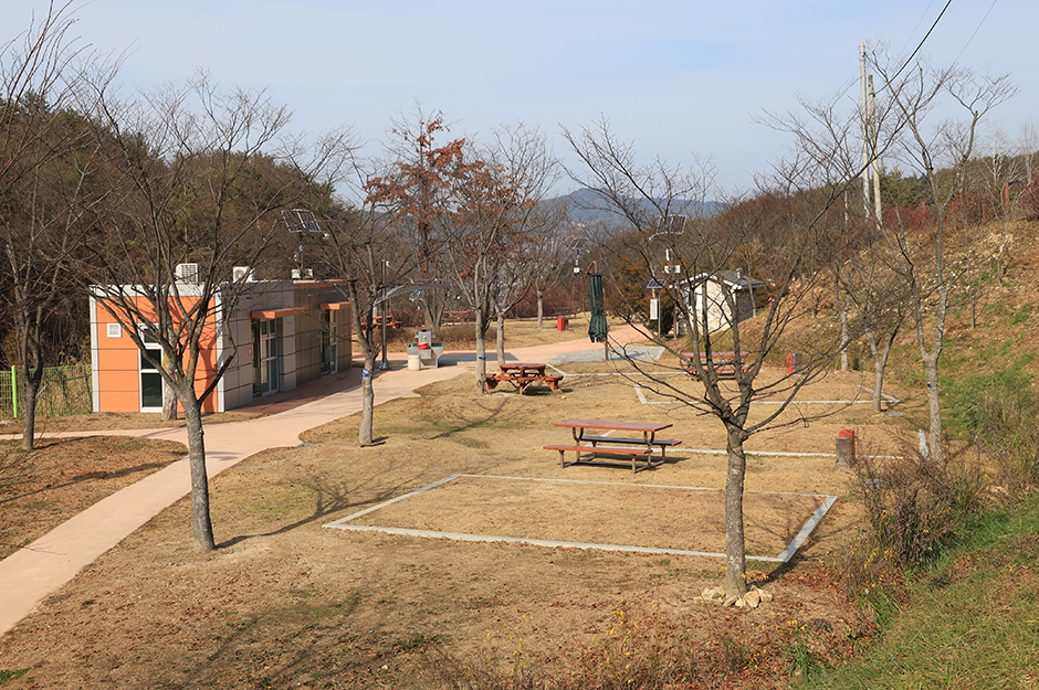 国土正中央天文台野営場