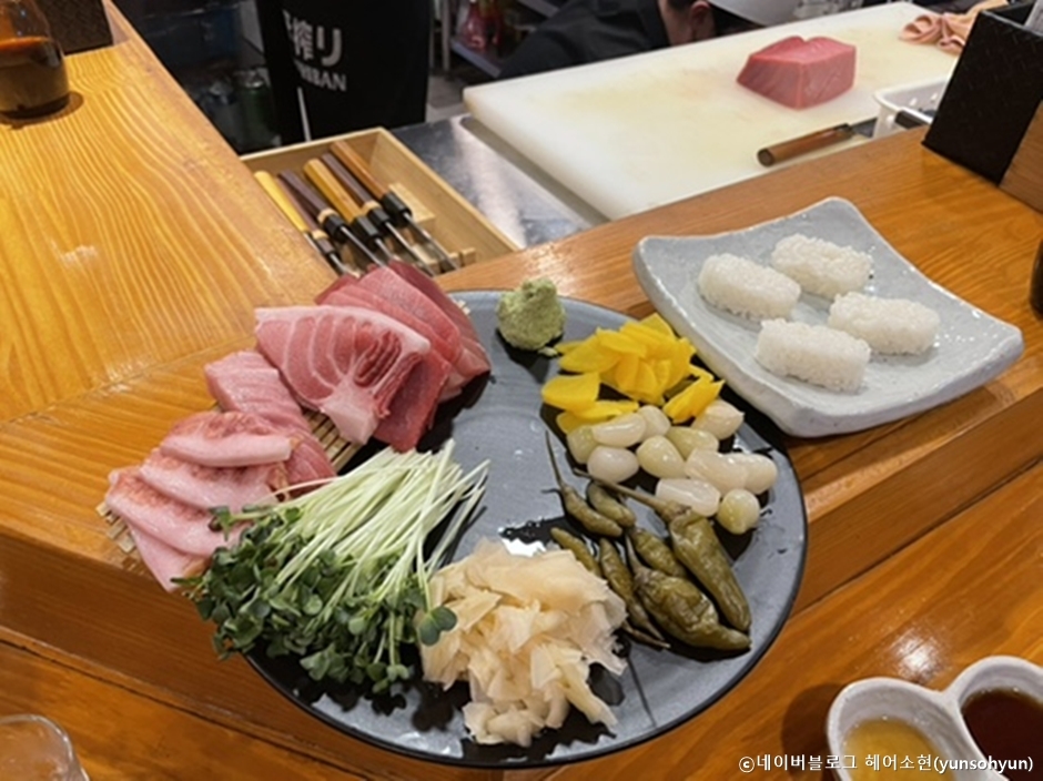 金井マグロ本店