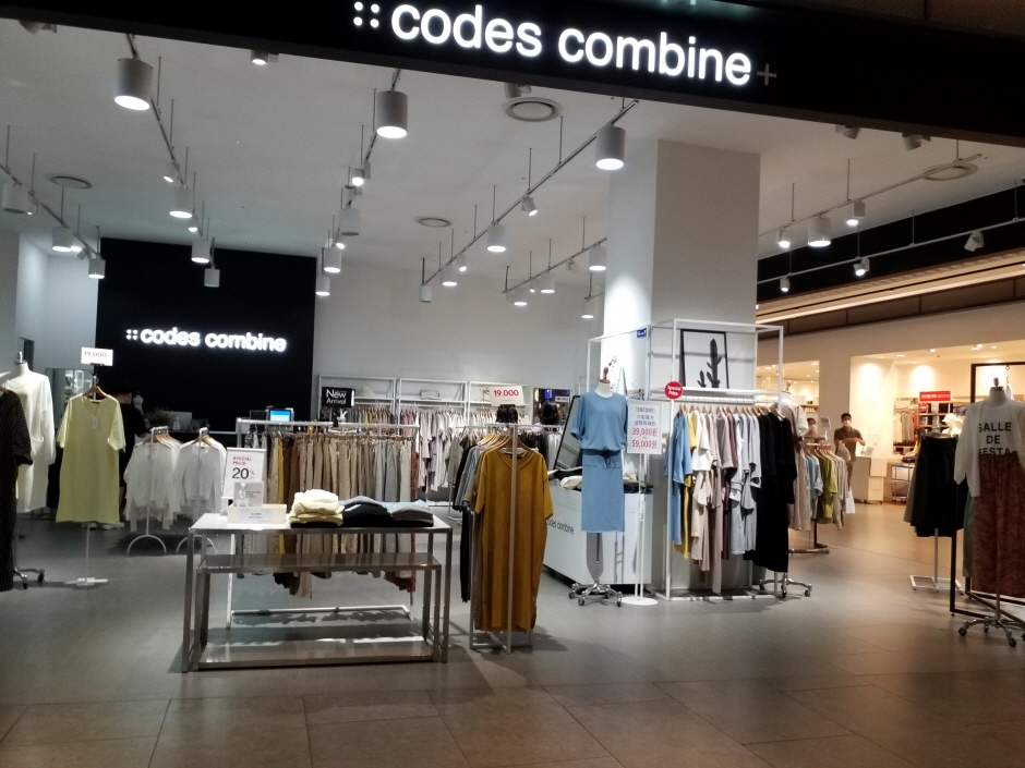 事後免税店 Codes Combine コデスコンバイン