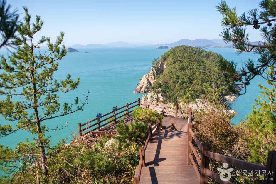 Hahwado Flower Island Trail