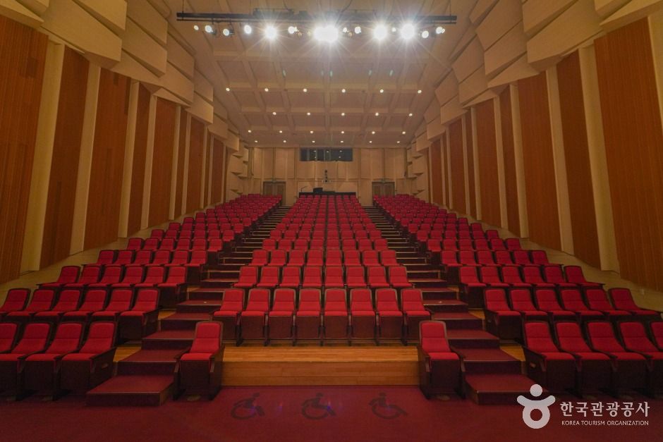 Bukseoul Dream Forest Art Center