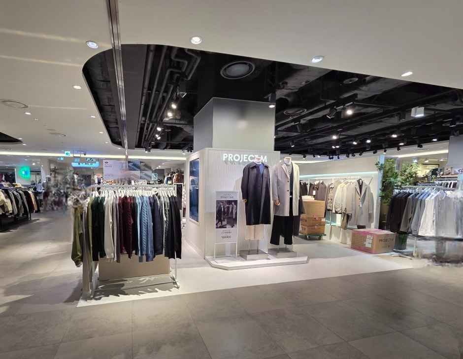 Project M Hyundai Outlet Dongdaemun Branch