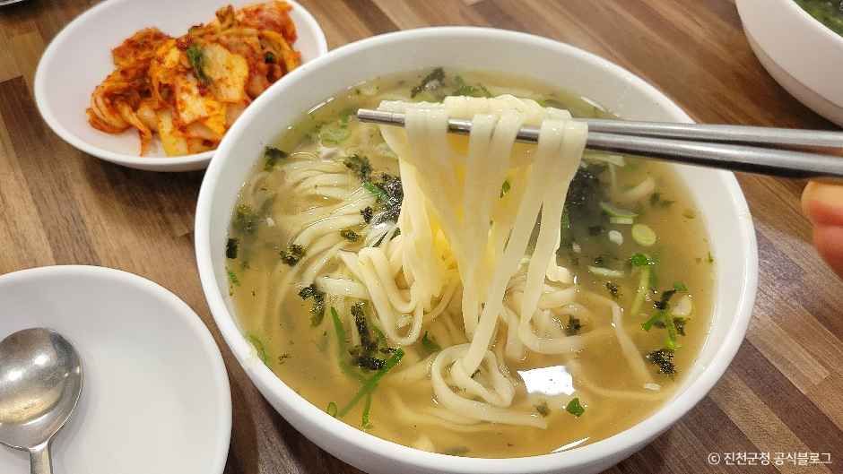 진천_학댕이칼국수 (3).jpg