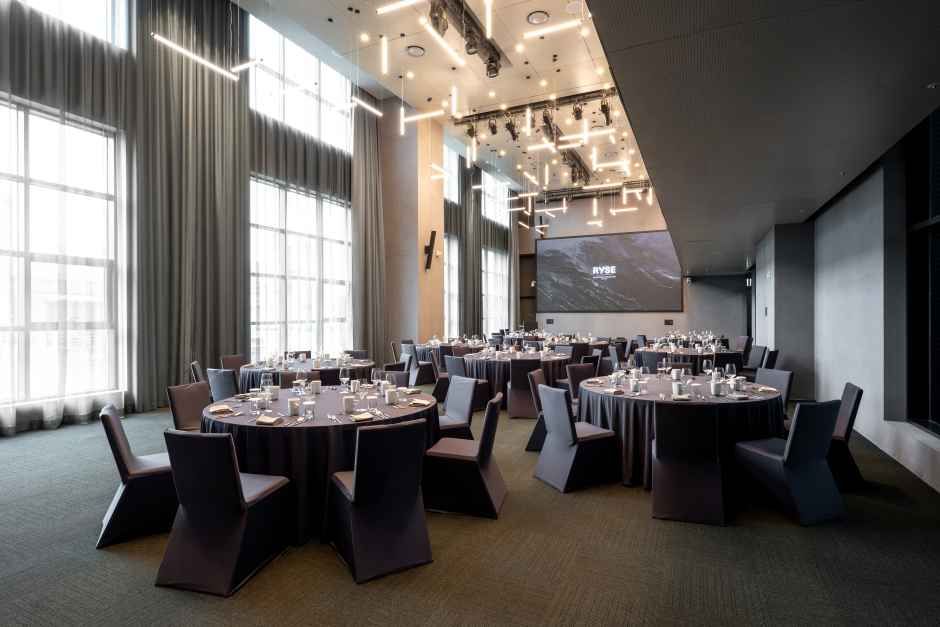 RYSE Autograph Collection（라이즈오토그래프컬렉션）