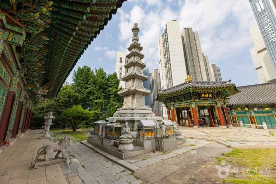 석암산 수도사